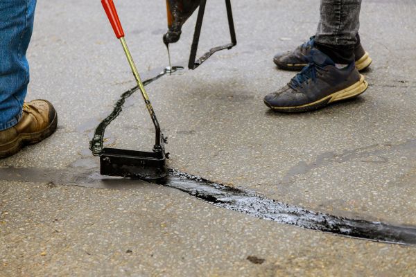 Commercial Pavement Sealing in Glendale